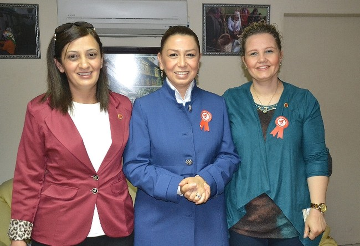 Milletvekili Çalık, Kadın Muhtarlarla Bir Araya Geldi