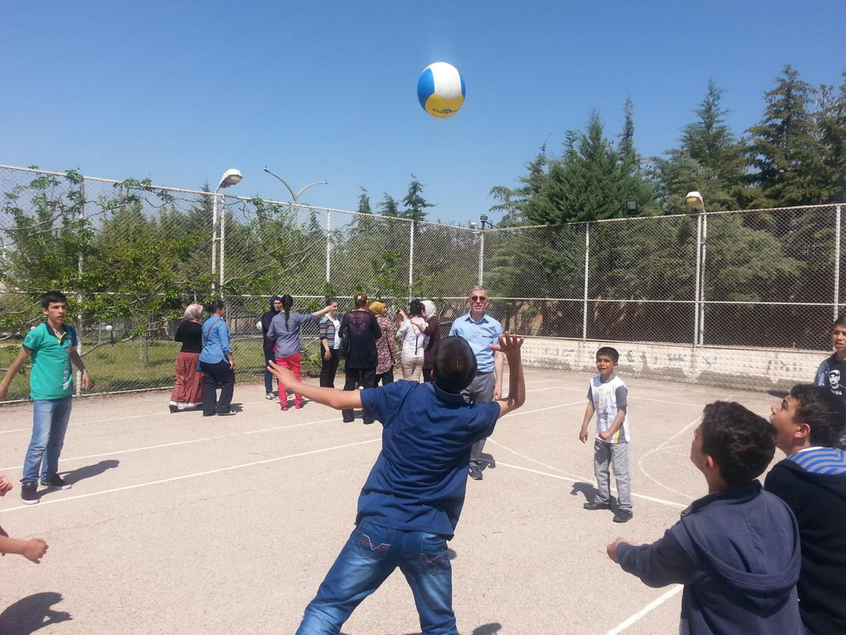 Aksaray Valisi Ataklı Sevgi Evlerinde Kalan Çocukları Ağırladı