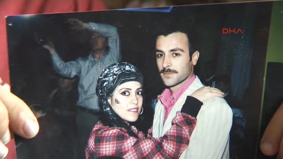 Annelerini Öldüren Babalarının Yakalanmasını İstiyorlar