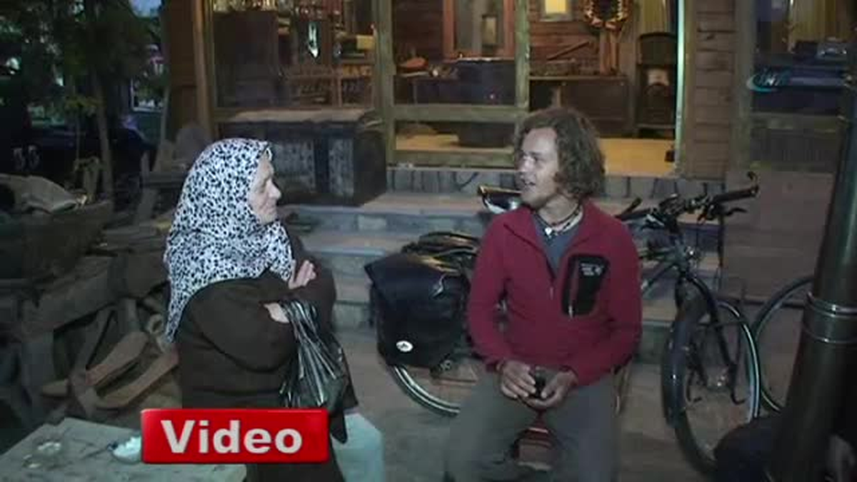 Antika Merakı İşyerini Müzeye Çevirdi