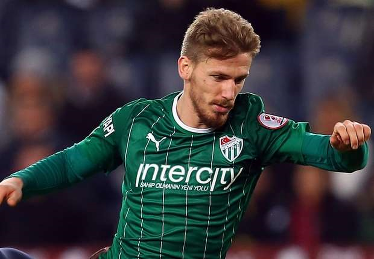 Bursaspor\'da Serdar Aziz Sezonu Kapattı