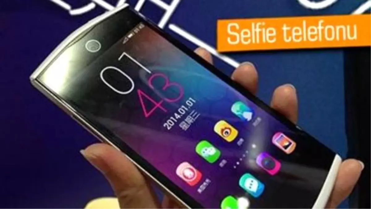 Çift 13 Megapiksel Kameralı Telefon!