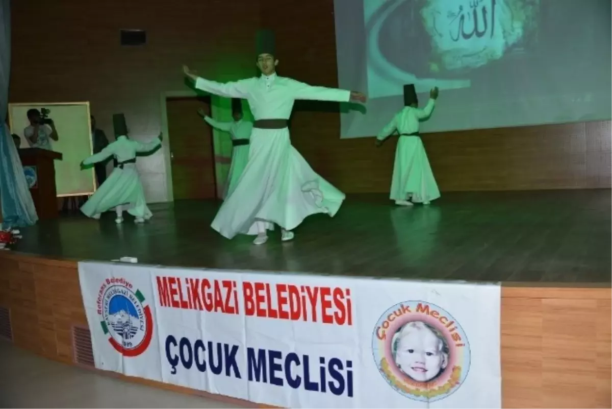 Çocuk Meclisince Kutlu Doğum Haftası