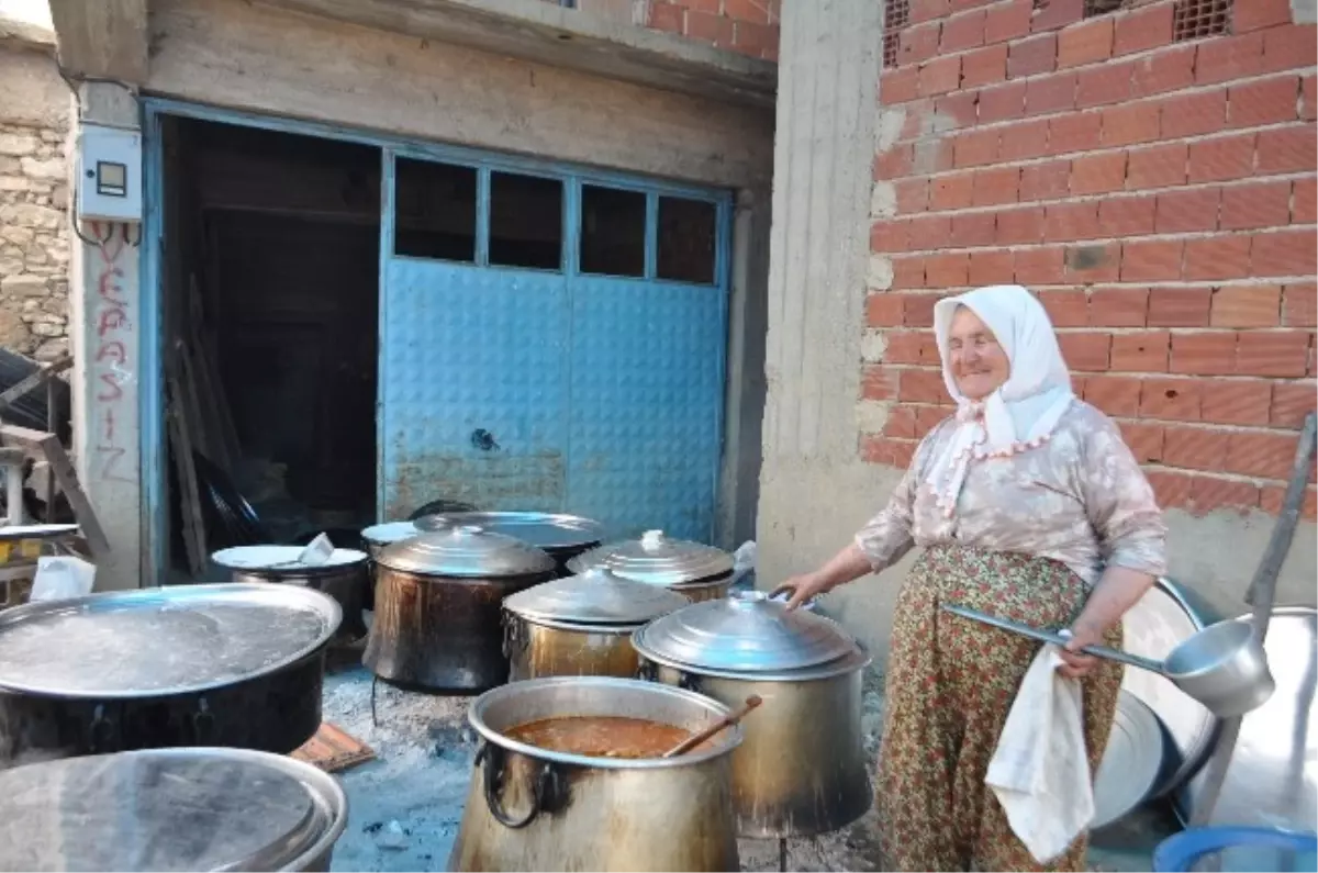 Demircili Neslihan Ninenin Torun Özlemi