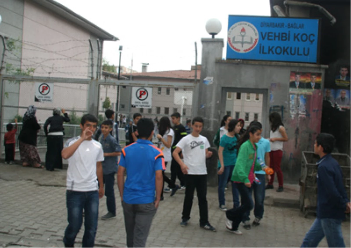 Diyarbakır\'da Öğrenciler İyi Bir Lise İçin Ter Döktü