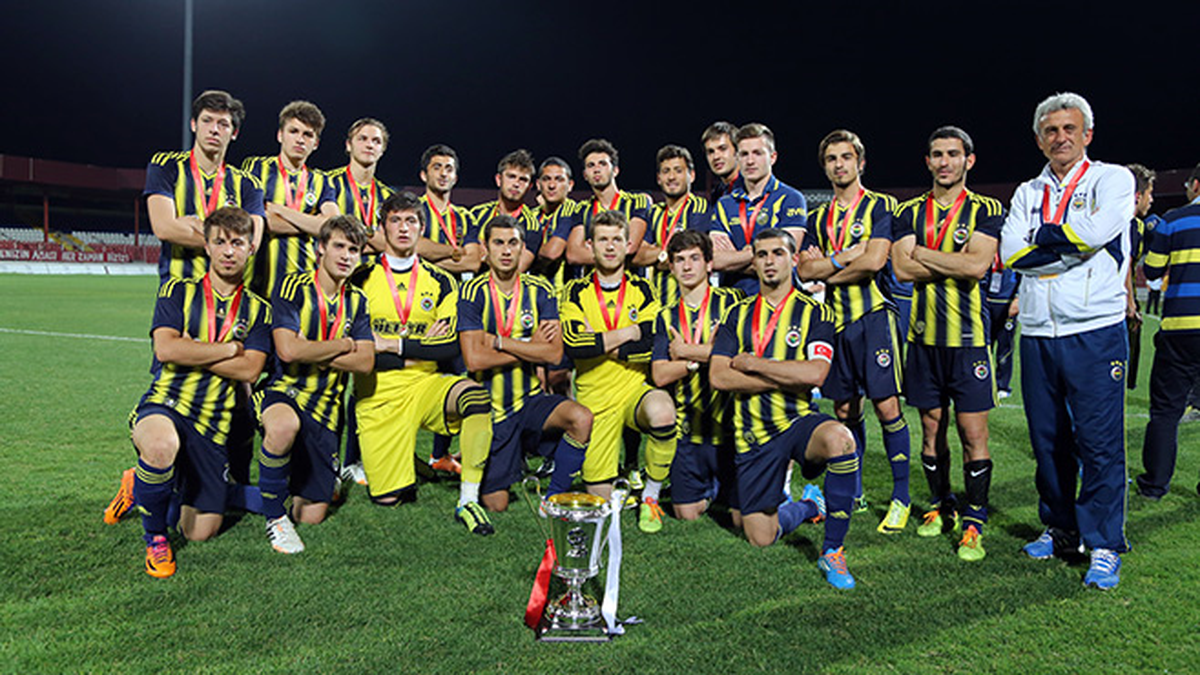 Fenerbahçe A2 Futbol Takımı Şampiyon Oldu