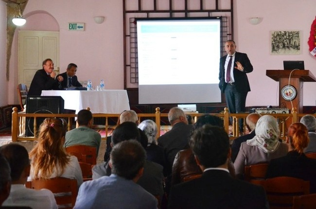Güzelyurt\'ta Kariyer ve Girişimcilik Konferansı