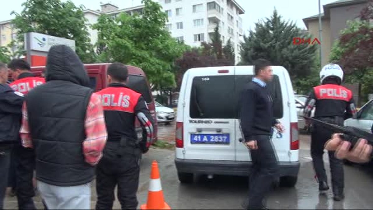 Hastaneyi Birbirine Kattı, Biber Gazı ile Müdahale Edildi
