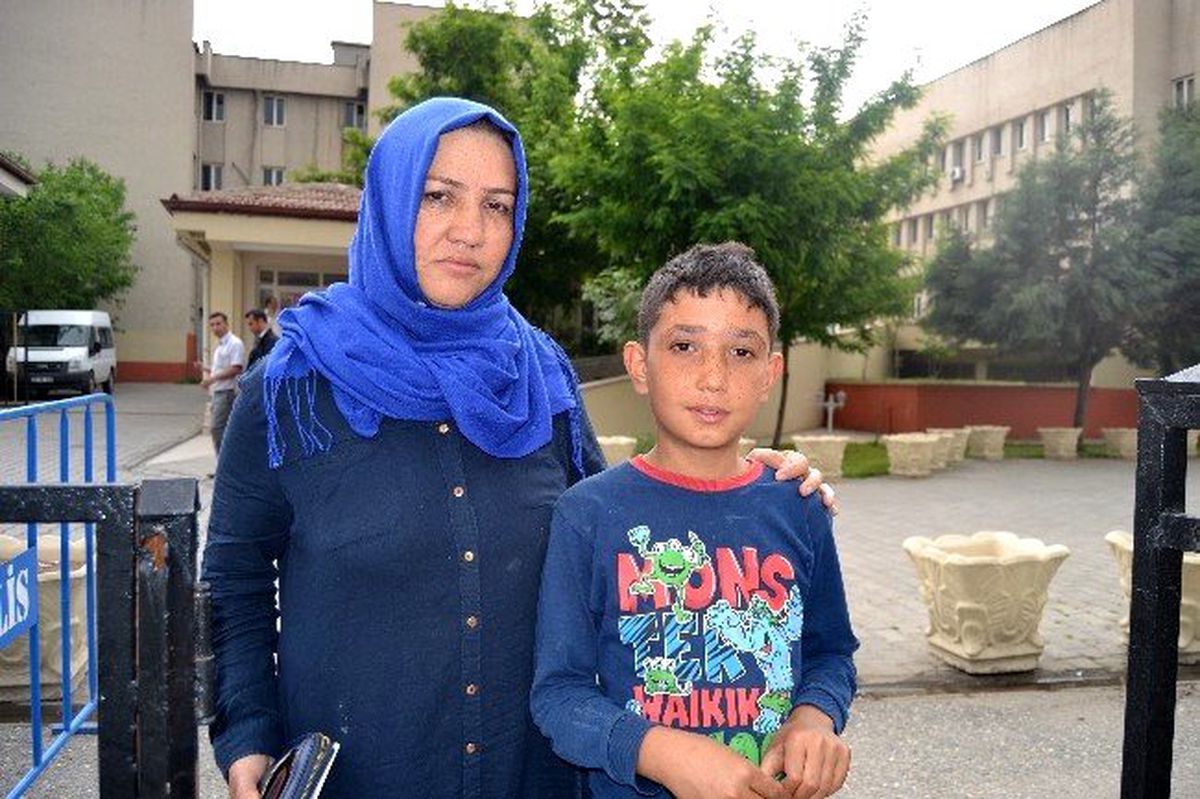 İşitme Engelli Oğlu İçin Yardım Bekliyor