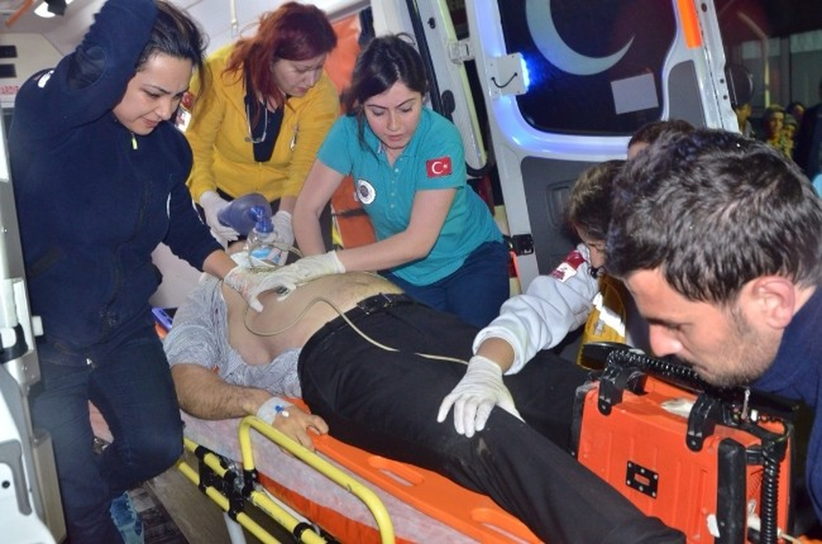Kocaeli\'de Trafik Kazası: 1 Ölü, 1 Yaralı