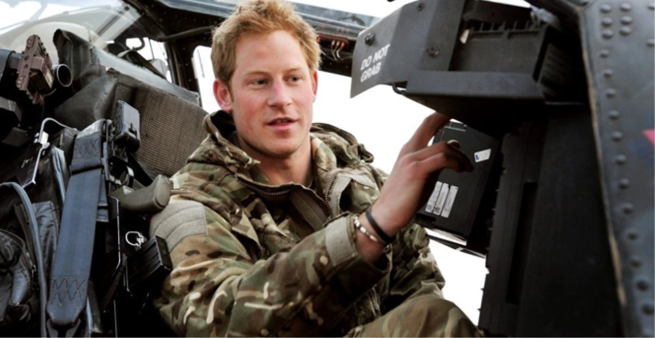 İngiliz Prensi\'nin 5 Asker Arkadaşı, Helikopter Kazasında Öldü