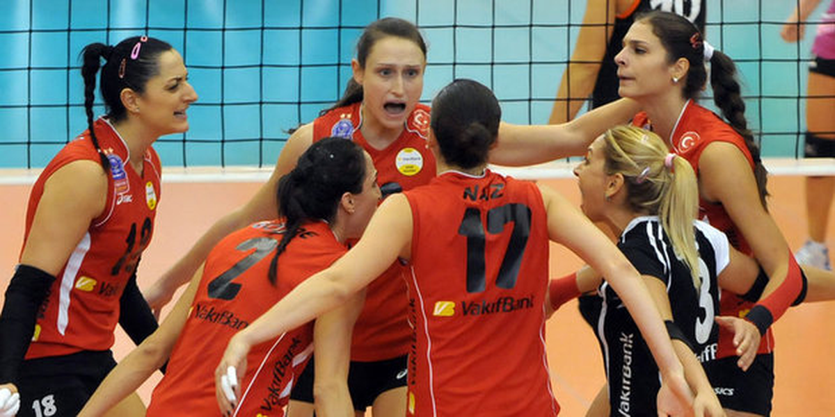 Vakıfbank, Final Serisinde 2-0 Öne Geçti
