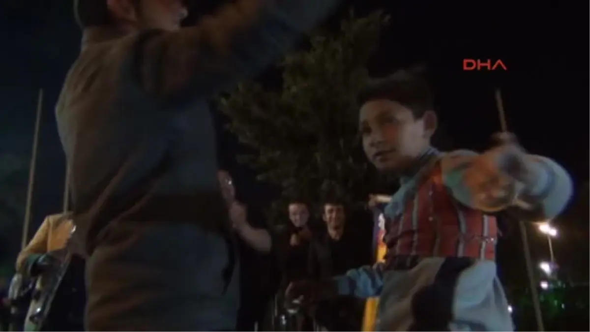 Yurtta Sarı Lacivertlilerin Şampiyonluk Kutlamaları