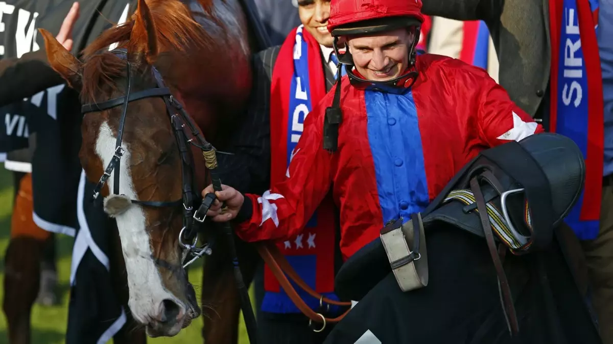 Al Co İskoç Grand National Yarışının Galibi