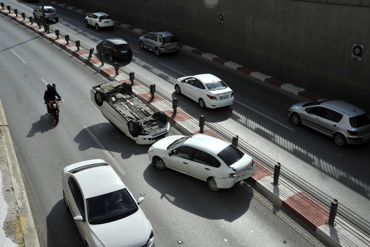 Antalya\'da Trafik Kazası: 4 Yaralı