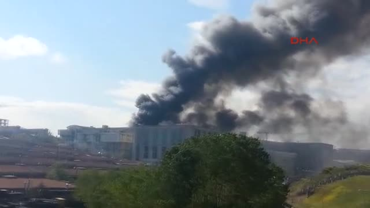 Başakşehir\'de Yangın