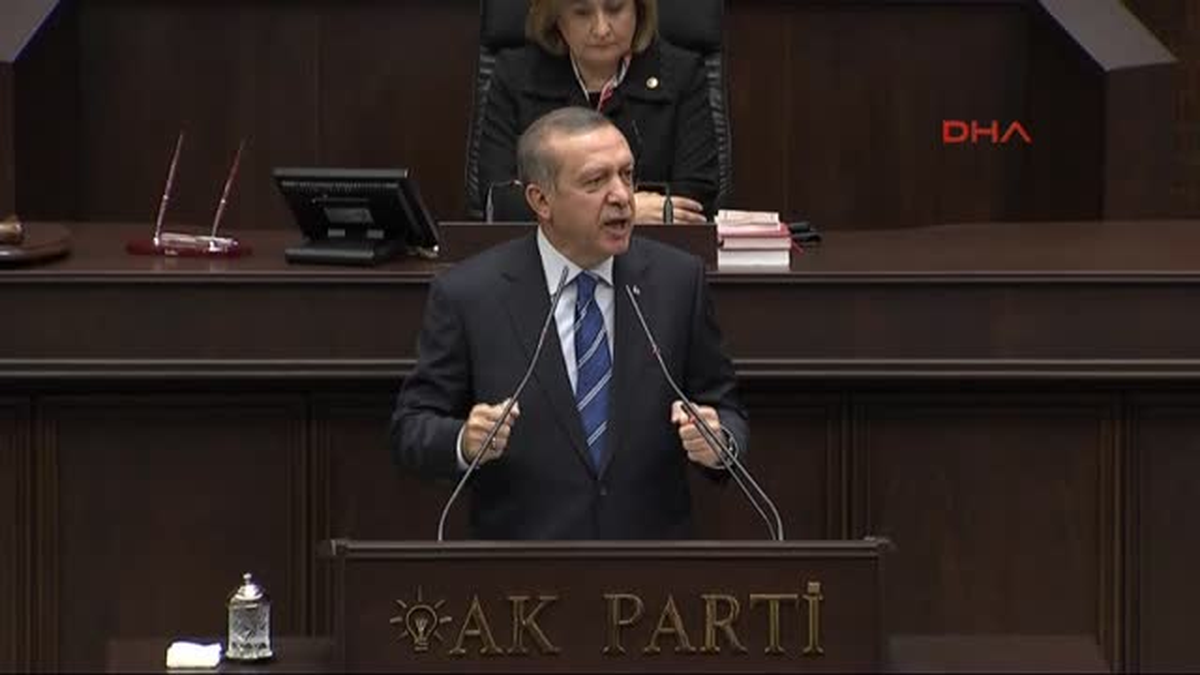 Başbakan Erdoğan\'dan Almanya Cumhurbaşkanı Gauck\'a : Hala Kendisini Rahip Olarak Zannediyor