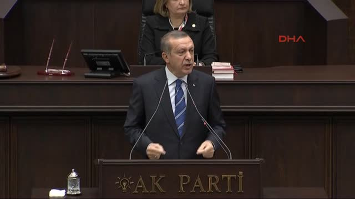 Başbakan Erdoğan\'dan Almanya Cumhurbaşkanı Gauck\'a : Hala Kendisini Rahip Olarak Zannediyor
