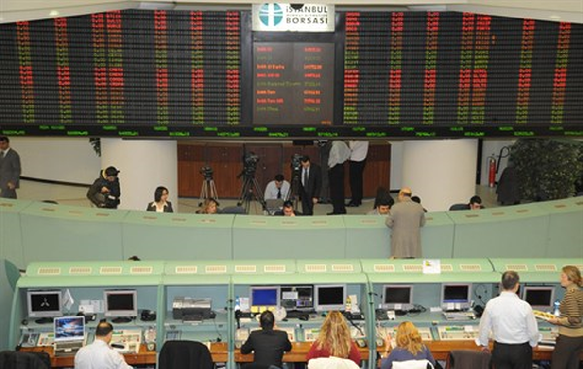 Borsa İlk Seansta Yükseldi