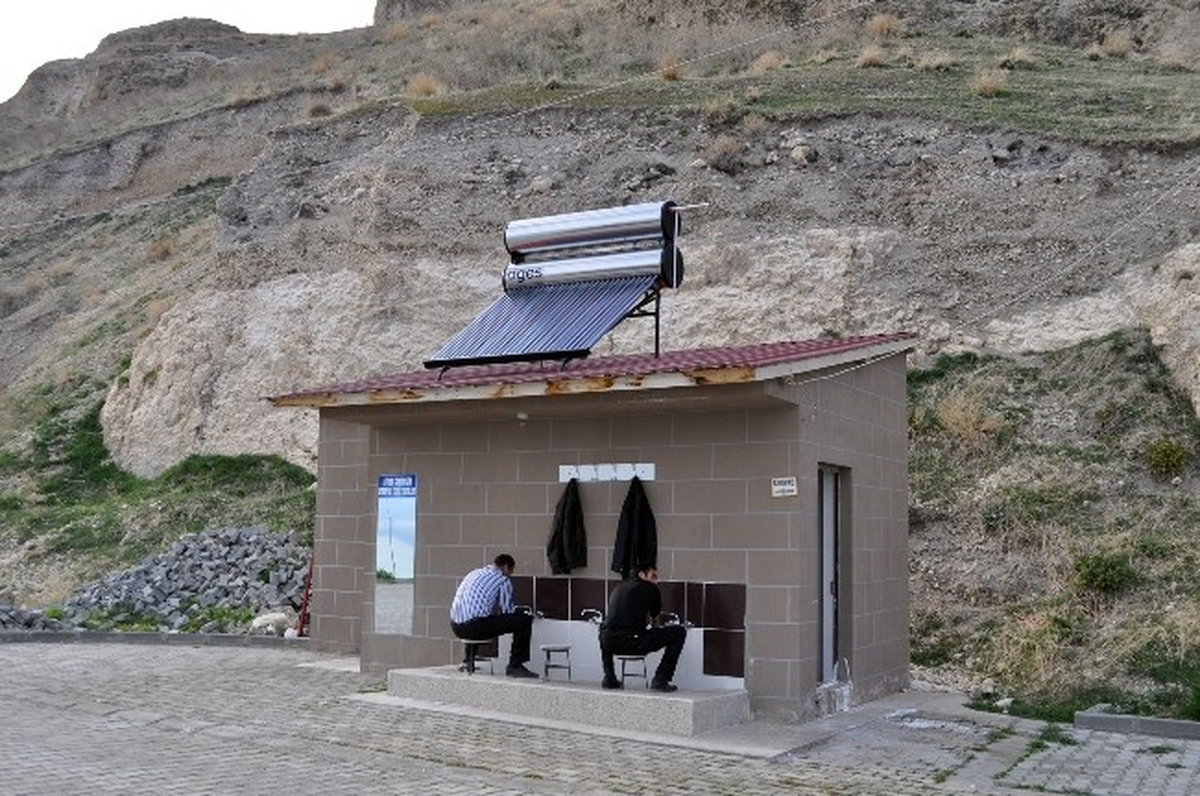 Cami Cemaati İçin Güneş Enerjisi Paneli