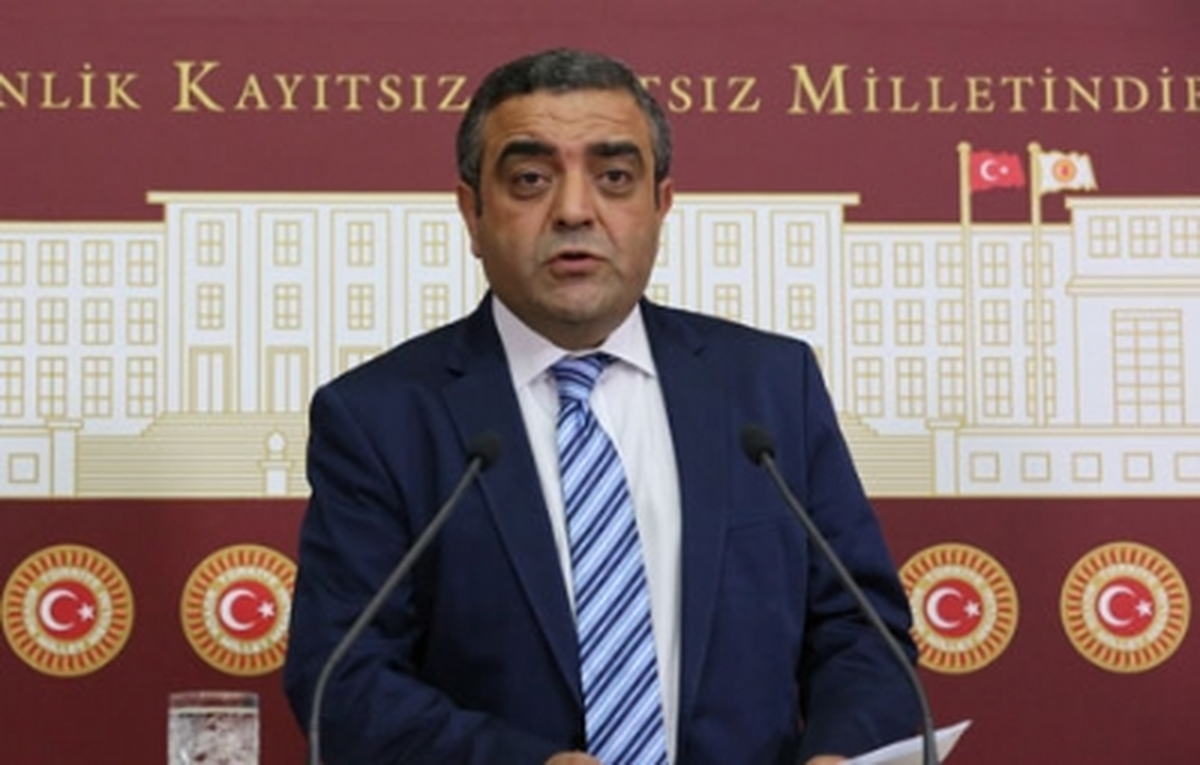CHP\'li Tanrıkulu, Lüks Araç Operasyonunu Sordu