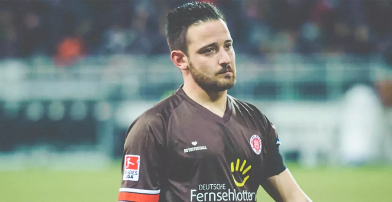 Deniz Naki, Facebook\'tan Taciz Edenler İçin Mesaj Yayınladı