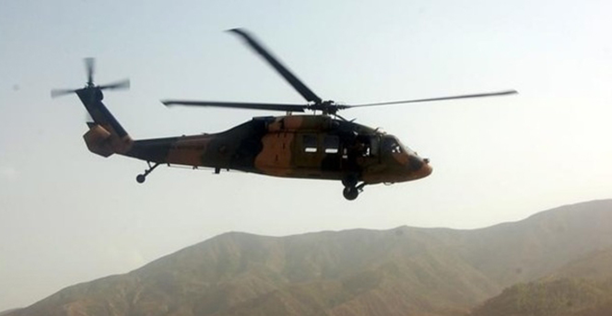 Diyarbakır\'da Askeri Helikoptere Saldırı