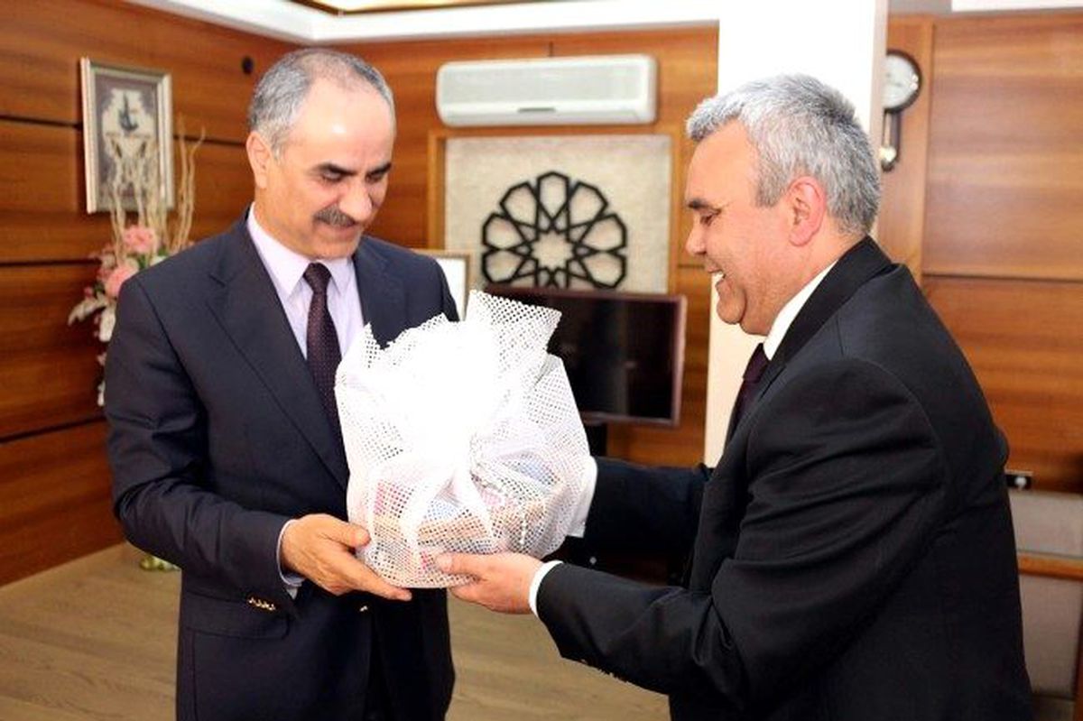 Ermeni Cemaatinden Başkan Aydın\'a Hayırlı Olsun Ziyareti