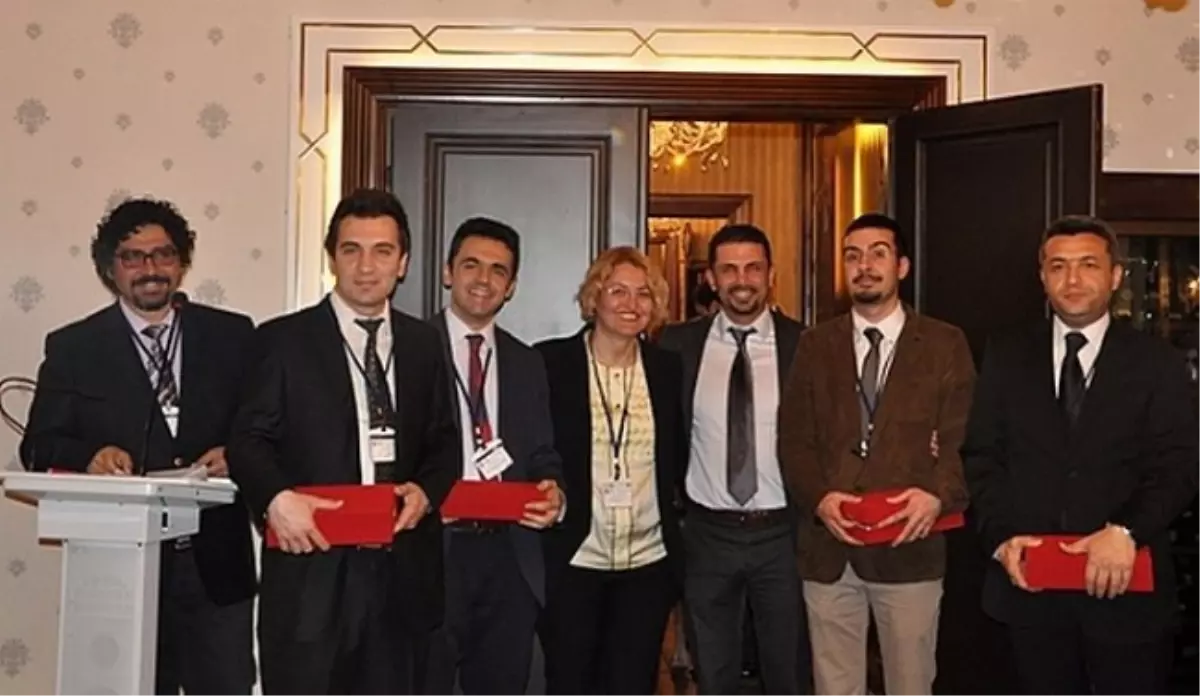 Esogü Acil Tıp Anabilim Dalı\'ndan 10\'uncu Yıl Sempozyumu