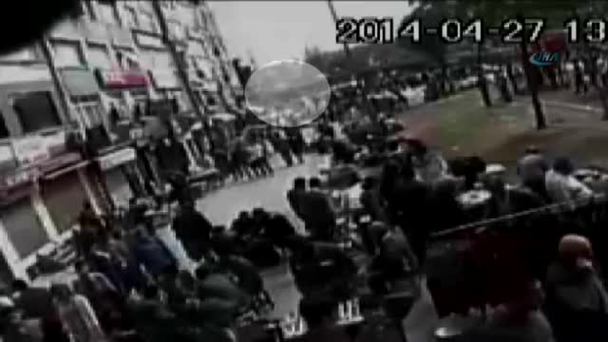 Fatih\'te 5. Kattan Ölüme Atlayış