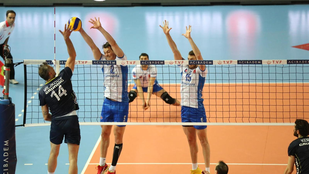 Fenerbahçe\'yi 3-1 Yenen Halkbank Şampiyon Oldu