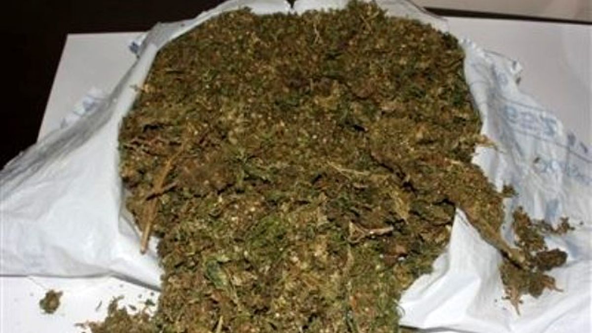 Gürün\'de 20 Kilo Esrar Ele Geçirildi