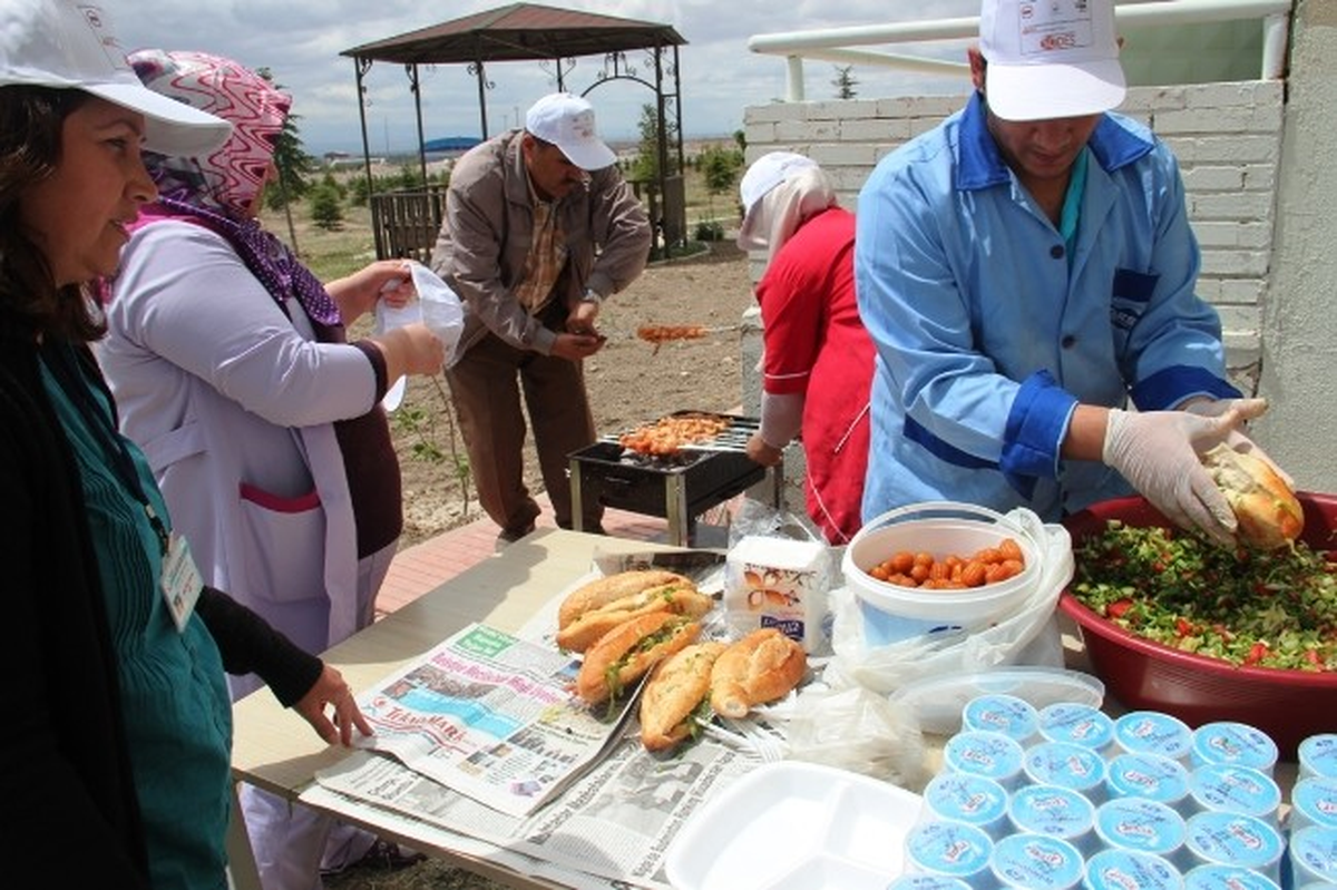 Hastaların Mangal Keyfi