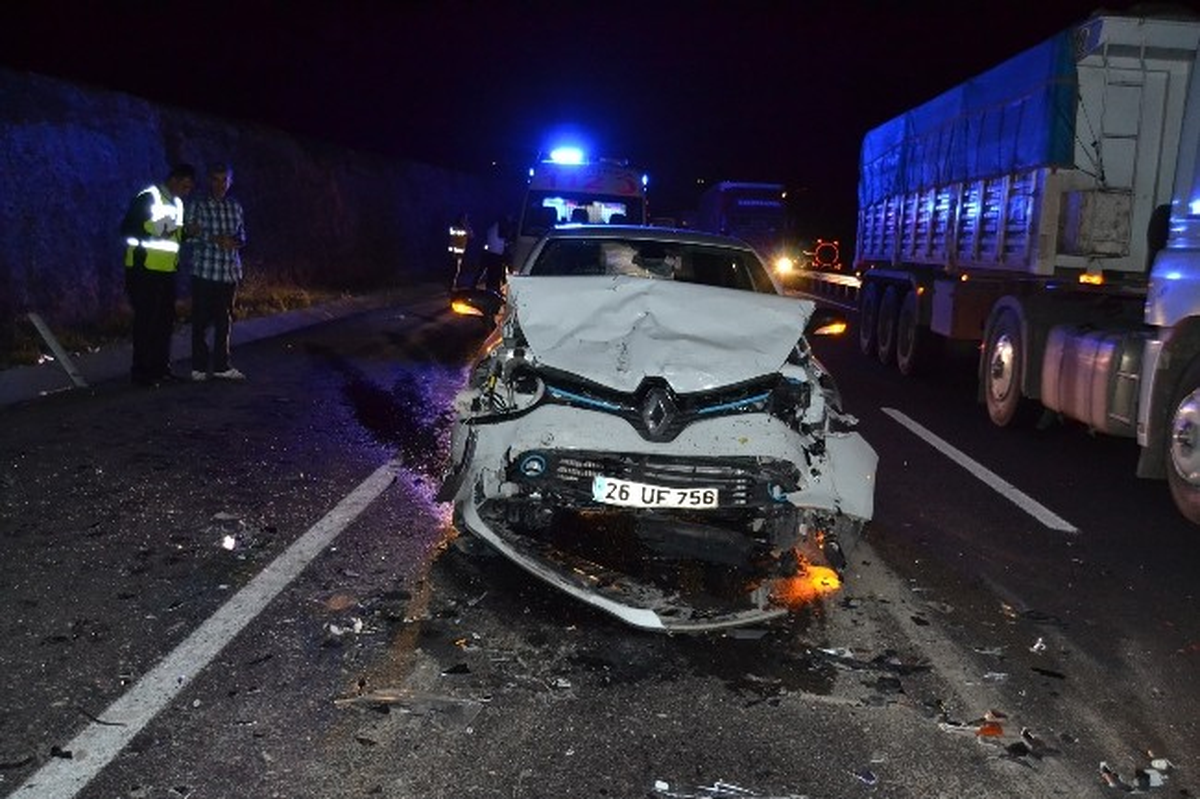 Hilvan\'da Trafik Kazası: 1 Yaralı
