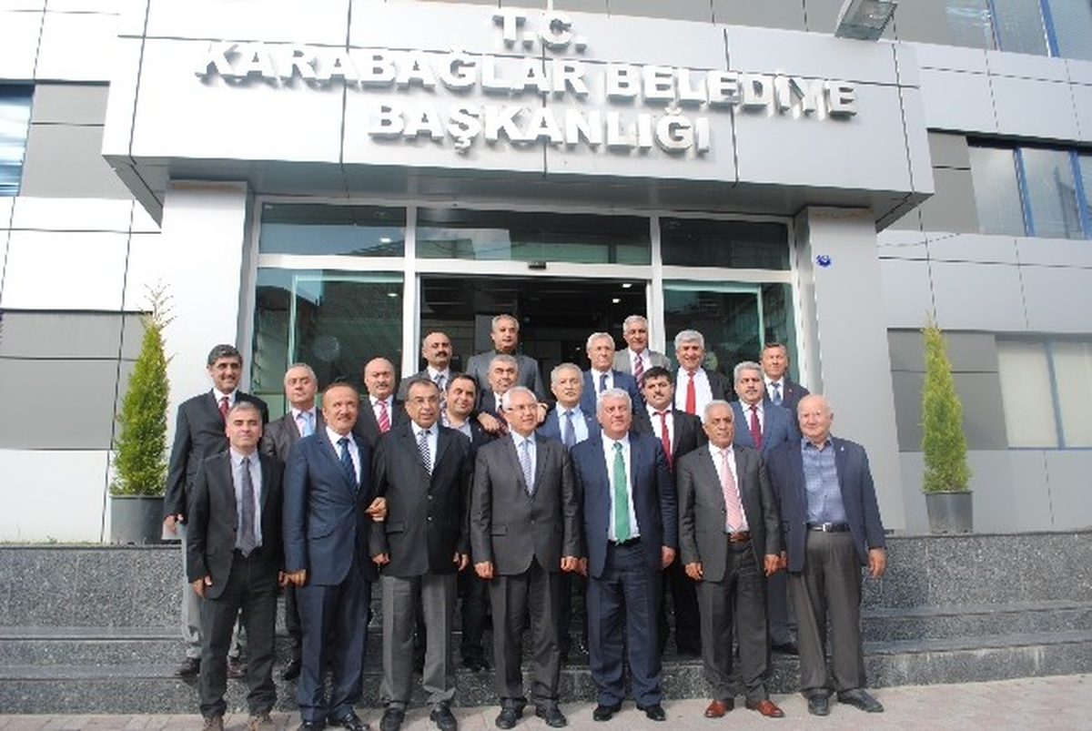Karabağlar Belediyesi Esnafı Gözetecek