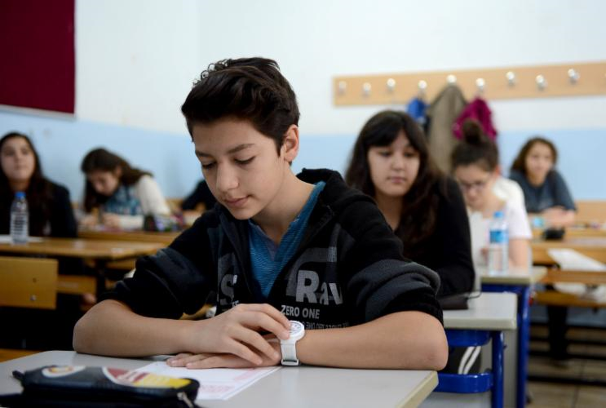 Meb: Ortak Sınavların Her İki Oturumu da Sorunsuz Bir Şekilde Tamamlandı