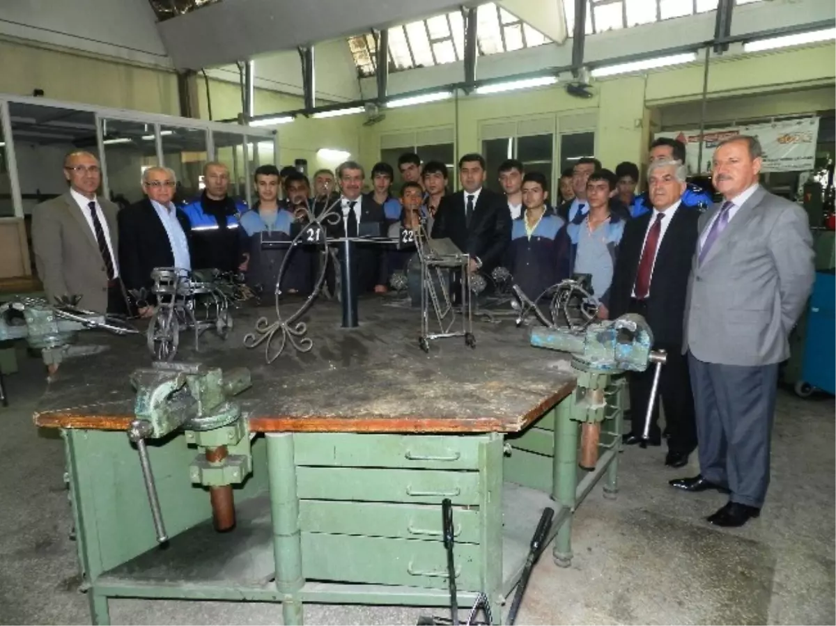 Mesleğim Var Geleceğim Güvende Projesi Hız Kesmeden Devam Ediyor