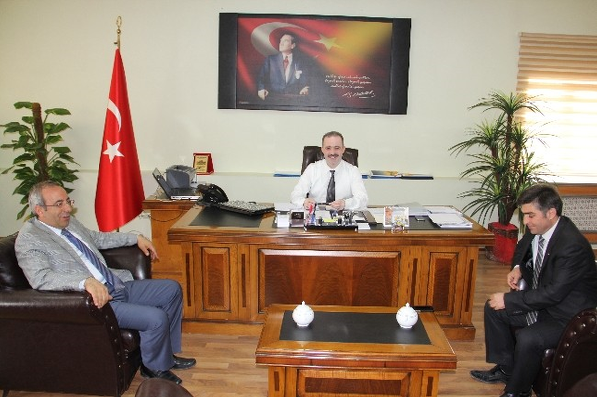 YYÜ Rektörü Battal\'dan Başkan Özgökçe\'ye Ziyaret
