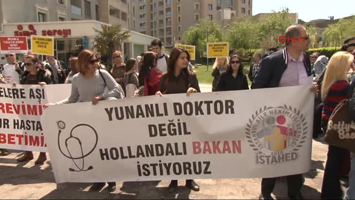 Sağlık Çalışanlarından "Nöbet" Eylemi