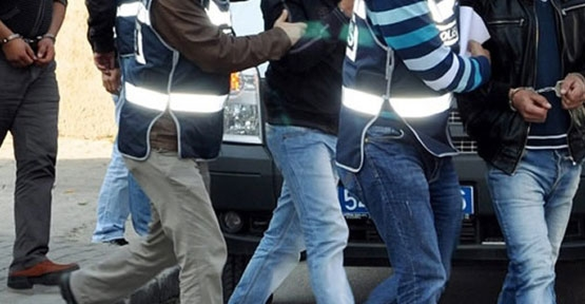 Samsun ve İstanbul\'da "Çalıntı Oto" Operasyonu