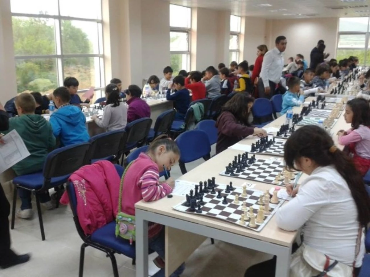 Bartın\'da Satranç Turnuvası Yapıldı