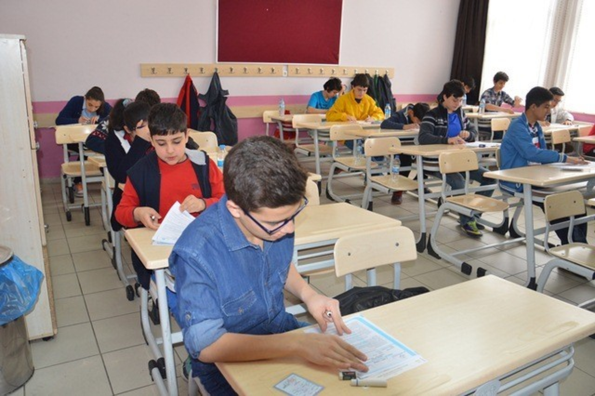 Teog Merkezi Ortak Sınavların İkinci Oturumu Sultan Alparslan Koleji\'nde de Yapıldı