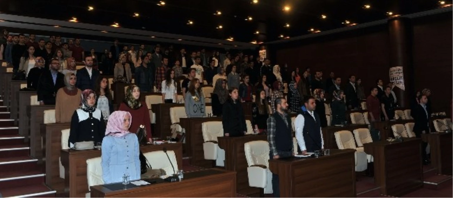 Trabzon Büyükşehir Belediyesi Gençlik Meclisi İlk Toplantısını Yaptı