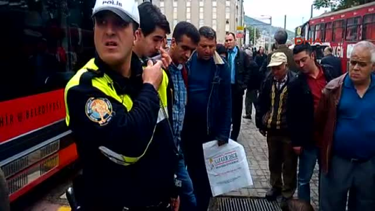 Tramvayın Altında Kalmaktan Son Anda Kurtuldu