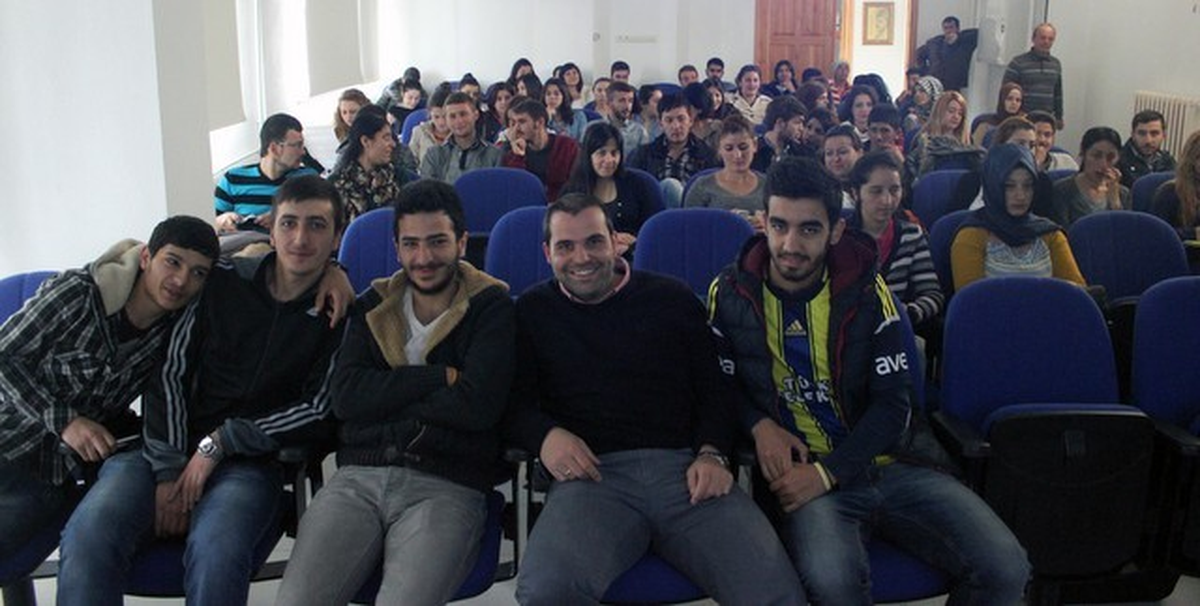 Ayvacık\'ta Üniversite Öğrencilerine İş Arama Semineri