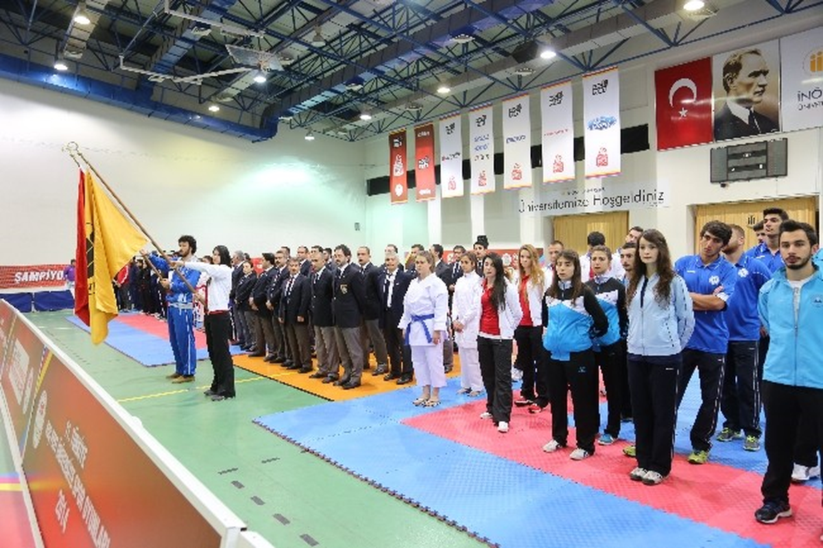 Üniversiteler Arası Karate Türkiye Şampiyonası Başladı
