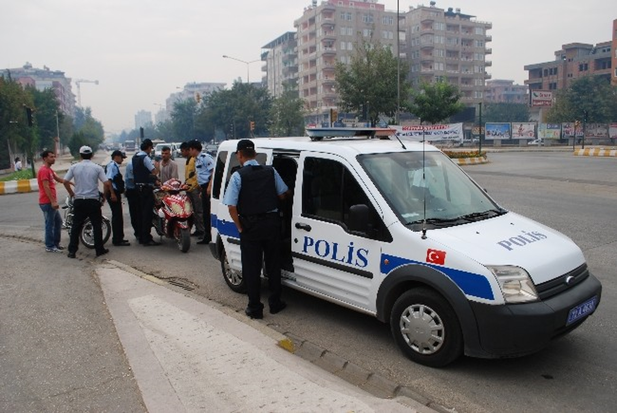 250 Motosiklet Sürücüsüne Ceza Kesildi