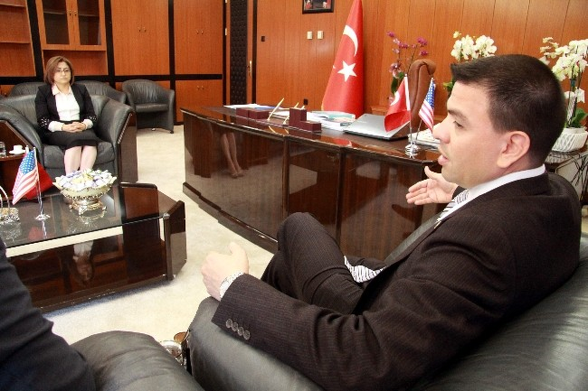 ABD\'nin Adana Konsolosu John Espinoza, Başkan Şahin\'i Ziyaret Etti