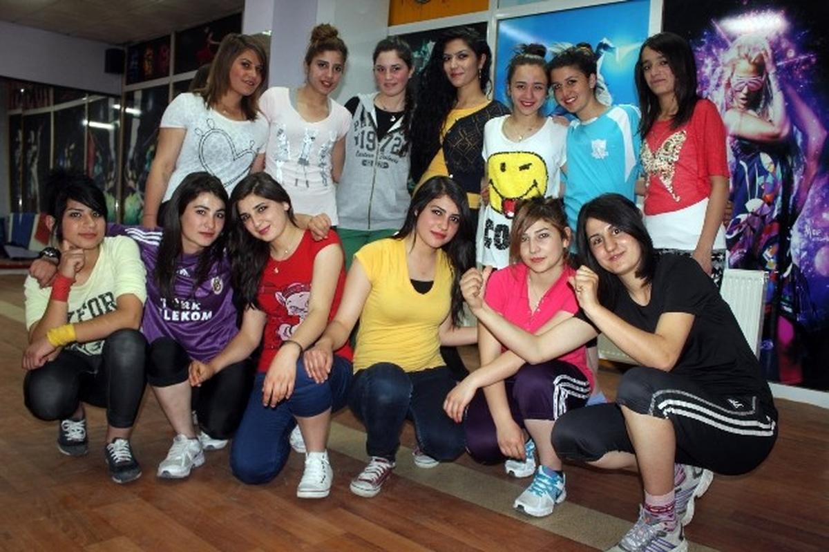 Ağrı\'da "Dansın Sultanları Yetişiyor" Kursu