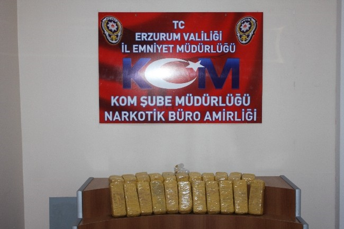 Erzurum\'da 50 Kilo 877 Gram Eroin Ele Geçirildi